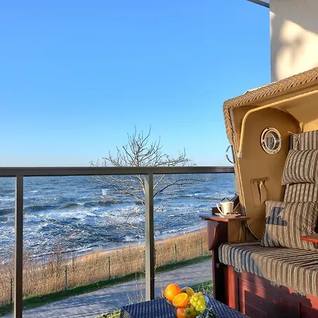 Szafirowy Z Bezposrednim Widokiem Na Morze- Nadmorski Luksus דירה