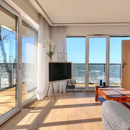 דירה Szafirowy Z Bezposrednim Widokiem Na Morze- Nadmorski Luksus אוסטרוני מורסקי