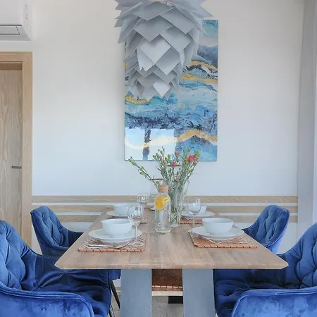 Szafirowy Z Bezposrednim Widokiem Na Morze- Nadmorski Luksus *