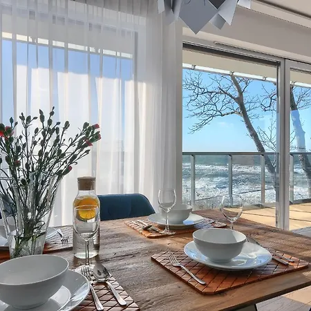 דירה Szafirowy Z Bezposrednim Widokiem Na Morze- Nadmorski Luksus