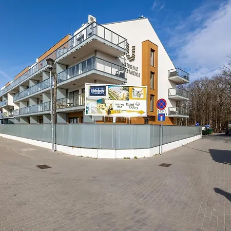 Lägenhet Szafirowy Z Bezposrednim Widokiem Na Morze- Nadmorski Luksus Ustronie Morskie